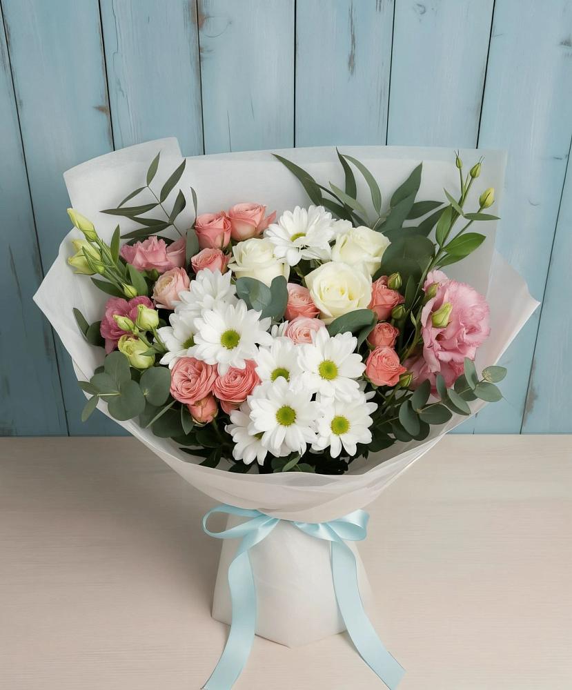 Букет цветов из: Розы, Лизиантусы и Хризантемы в Штурме