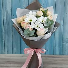 Букет цветов из:  Хризантемы и Розы в Штурме