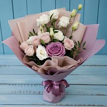 Букет цветов из:  Розы и Лизиантусы в Штурме