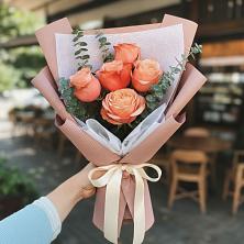 Букет цветов из:  Розы в Штурме