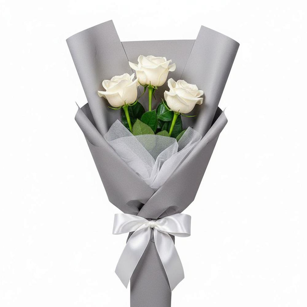 Букет 3 белые розы в Штурме